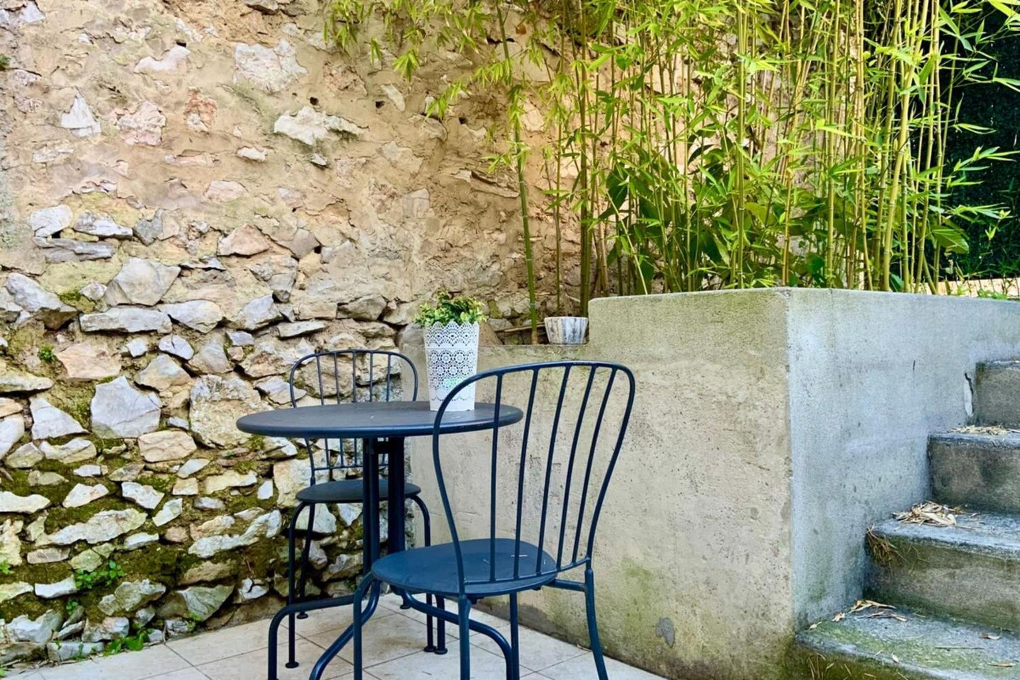 Le Jardinet - With Office In The City Center! كاستيلنو-لو-ليه المظهر الخارجي الصورة